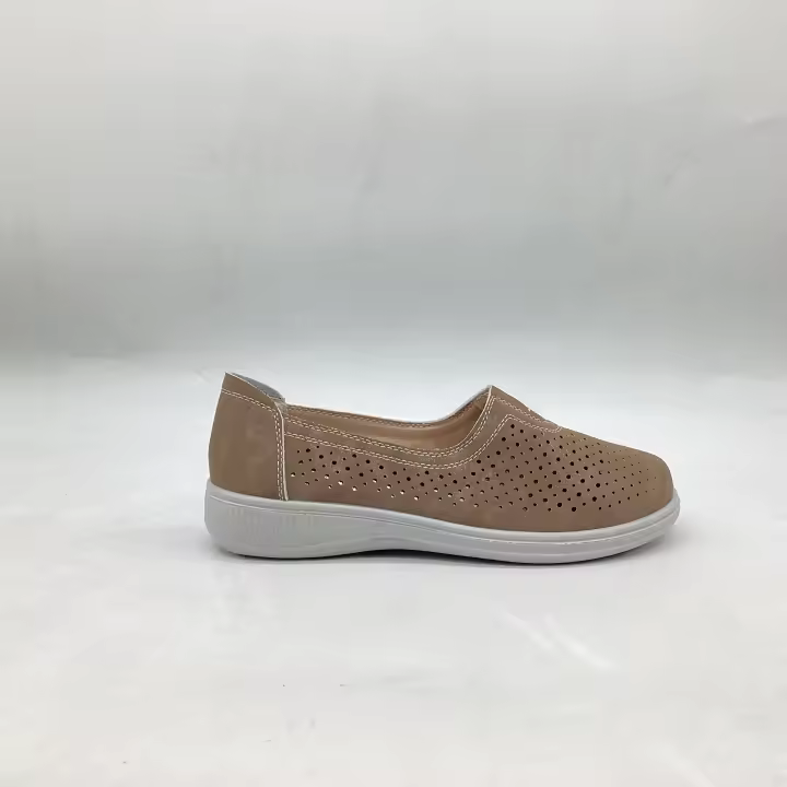 Virucci - Bailarinas Casual de Mujer Cómodas Modernas VR5-1605 disponible en Negro, Marino, Rojo, Taupe - 1