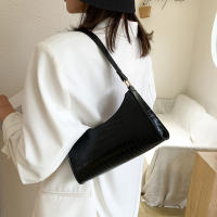 Bolso De Hombro Retro Con Patrón De Cocodrilo Para Mujer En Cuero PU Bolso De Bocina Estilo Francés Bolso De Mano Casual Monedero Tote - details 12