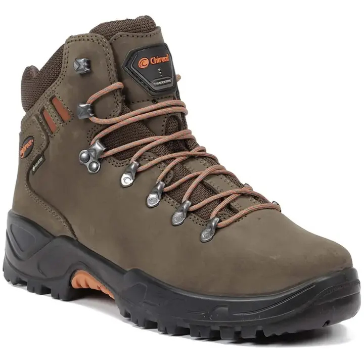 Calzado Outdoor marca Chiruca modelo 4409261 para hombre en color verde - 1