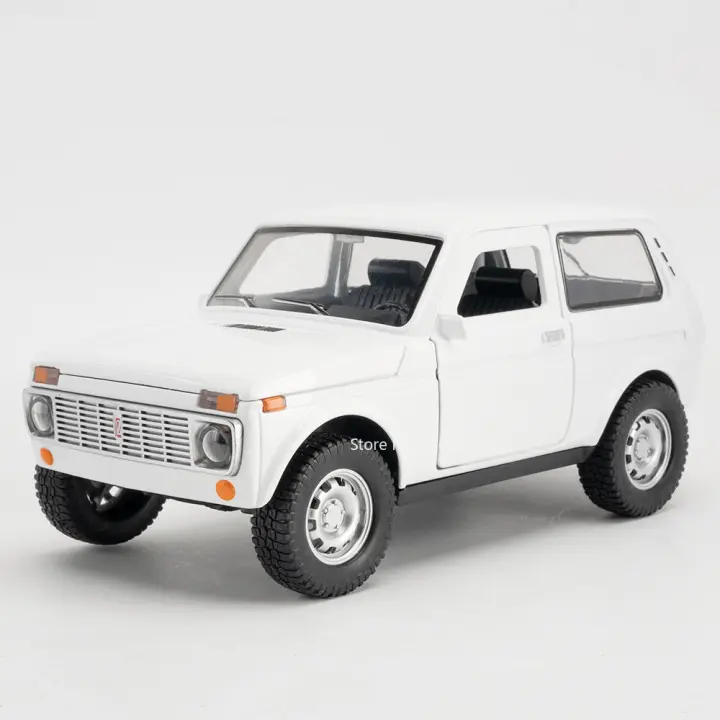 Lada Niva De Rusia a Escala 1/18 Modelo De Coche Juguetes De Aleación Diecast Puertas Abiertas SUV Con Neumáticos De Goma Regalo Para Cumpleaños Amigo Off-road - 1