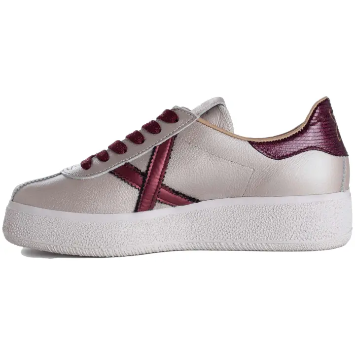 Zapatillas marca Munich modelo 8295090 para mujer en color blanco - 1