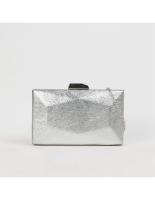 Bolso de mano clutch bodas eventos en polipiel con textura y color metalizado plata - details 0