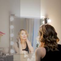 Espejo De Maquillaje LED Con Luz De Encendido Libre Iluminación Tridimensional Blanca Para Mesa De Vestir Rotativa Táctil - details 8
