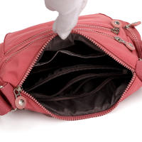 Bolso De Hombro Para Mujer Nylon Impermeable Bolso Bandolera Estilo Casual Con Solapa Y Bolsillos Internos Florales - details 15