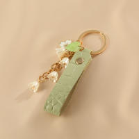 Llavero De Mujer Con Flor De Valenciano Verde PU Cuero Accesorio Para Coche Regalo De San Valentín Llavero De 1 Pieza - details 1