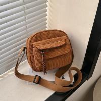 Bolso Cuadrado Pequeño Estilo Coreano Moda Dulce Y Elegante Bolso De Hombro Simplicidad Y Elegancia Bolso Cruzado Casual Unisex - details 8