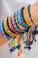 Pulseras Cross Diseño Exclusivo Hechas a Mano Multicolor - details 2