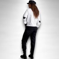 Sudadera Revés Anabel Lee - Blanca con Ribetes Negros, Corazones y Mensaje Bordado - details 2