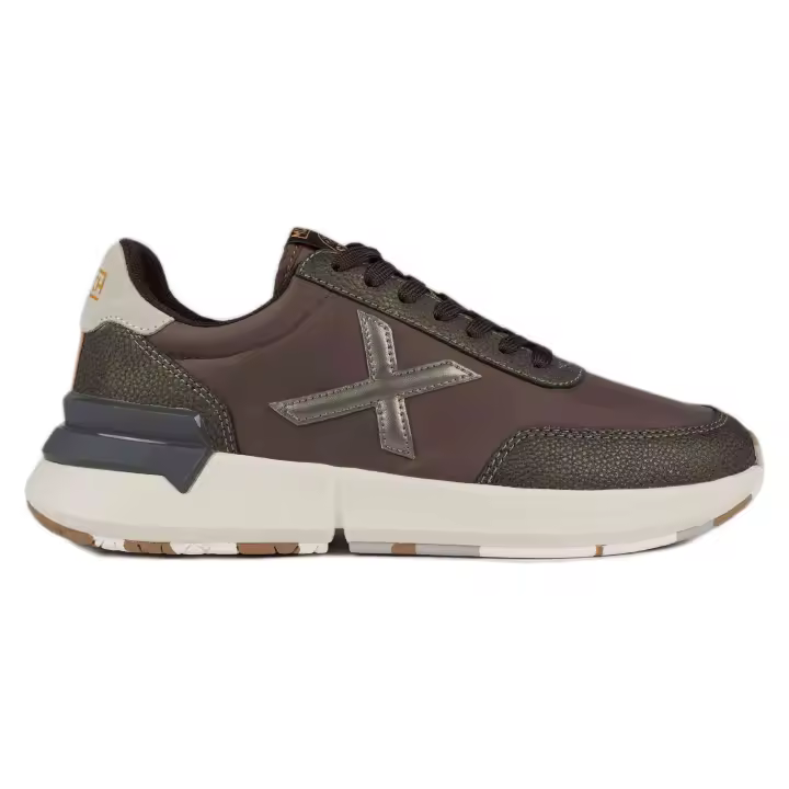 Calzado Sportswear marca Munich modelo 4173089 para unisex en color marrón - 1