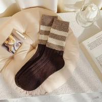 5 Pares De Calcetines De Punto Con Estampado Rayado Comodidad Y Suavidad Medio Tubo Calcetines Para Mujer Stockings Y Hosiery - details 8