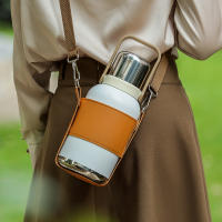 Nueva Taza Termo 316 con cubierta totalmente de Maple, Taza de Agua portátil de gran capacidad de Maple inoxidable, Vidor de Agua portátil para Viajes al Aire Libre, estuches de cuero Blanco de 800 ml - details 0