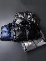 Chaleco De Algodón Grueso Para Hombres Moda Otoño/Invierno 2024 Estilo Casual Cuello Erguido Brillante Tamaño Grande Con Bolsillos Y Cierre De Cremallera - details 12