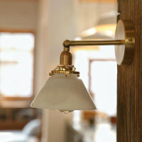 Lámpara De Pared Retro Nórdica Amarilla Bronce Para Baño Y Dormitorio Luz LED Ajustable Soporte De Montaje En La Pared - details 1