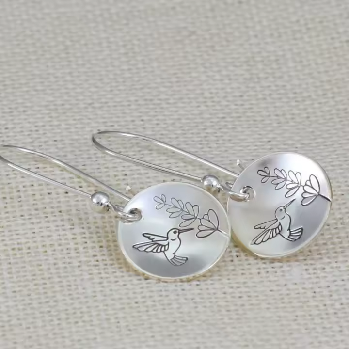 Pendientes Y Collar Vintage De Mariposa Grabada En Color Plata Para Mujer Accesorios De Moda Sencillos Y Populares Para El Día - 1