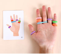 Juguete Educativo Temprano De Entrenamiento Mental Para Niños Anillo De Dedos Con Cuerdas Elásticas Y Campana Juego Interactivo Padre-Madre Y Niños - details 1