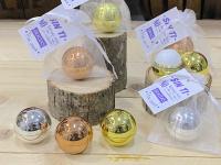 Bálsamo de labios con aroma a vainilla en bolsa de regalo tarjeta con mensaje para los detalles de invitados de boda comunion bautizo cumpleaños aniversarios regalos para mujer ideal como regalo de empresa negocio comercio celebración - details 1
