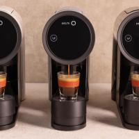 Delta Q IconiQ - Máquina de Café Espresso - Pack de Cafetera de Cápsulas Automática con Depósito para 10 Cápsulas - Pantalla Táctil - Incluye Pack 70 Cápsulas de Café Intesidades - details 0