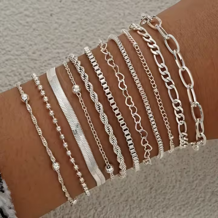 Juego De 11 Pulseras Elegantes Y Bohemias Para Mujer Con Cadena De Serpiente Y Corazón Geométrico Joyería Casual Para Vacaciones Y Citas - 1