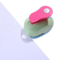 Pulgar De Corte Redondo Para Manualidades DIY Herramienta De Corte De Papel Color Aleatorio 8/15/25/38/50mm Sin Marcas De Químicos Producido En China - details 6