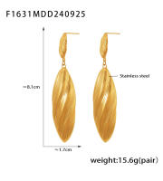 Medieval DE LA vitimia a Rayas pendientes colgantes de Concha Larga temperamento de moda de Maple de Titanium Chapado en oro de 18 Quilates pendientes de alta gama - details 4