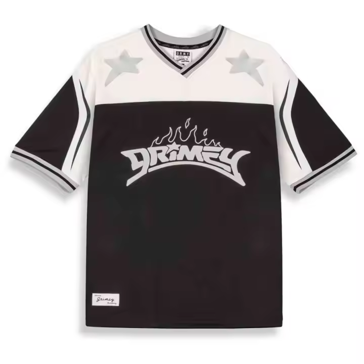 Camiseta de Manga Corta GRIMEY Infamous Deeper V Neck Oversized para hombre en color negro - 1