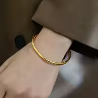 Pulsera De Acero Inoxidable Impermeable Para Mujer Con Plata De Oro Polido Y Superficie Lisa Cuff Bangles Abrochable Joyería Clásica - details 4