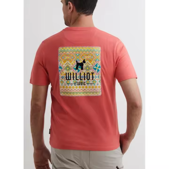 Camiseta Logo Étnico Coral Williot - 1