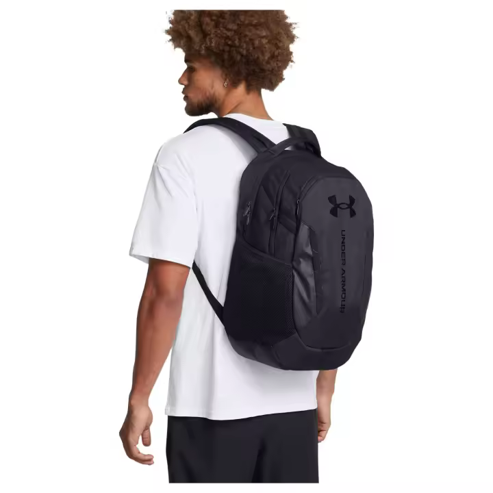 Mochila Under Armour Hustle 6.0 para hombre en color negro - 1
