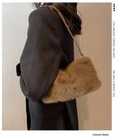 Bolso De Hombro Mini De Pelo Falso De Moda Suave Y Fluffy Bolso Cruzado Con Cadena Bolsa Mensajera Para Mujer - details 1