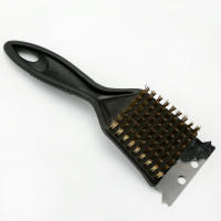 Cuchillo de Cerdas para Barbacoa con Raspador de Metal, Negro/Latón, 20,8x13x4,4 cm - Herramienta de Limpieza de Parrillas de Calidad para Baracoas - details 0