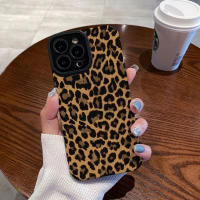 Funda De Silicona De Leopardo Marrón Y Negro Lujo Para iPhone 15 14 pro Max 11 12 13 Mini SE 8 7 plus X XR XS MAX Cubierta De Cuero Suave Antigolpes Resistente Al Polvo Y Arrugas - details 3