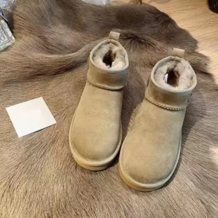 Botas De Nieve Para Mujer Invierno 2024 Diseño Retro De Cuero Suave Calientes Planas Con Tacón Bajo Color Sólido Botas De Outdoor Cómodas Y Cálidas - 1