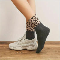 9 Pares De Calcetines De Otoño E Invierno Para Mujer Con Estampado De Leopardo Calcetines Medio Tubo Dulces Y Lindos Para Mujer - details 7