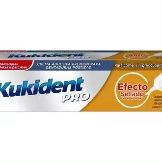 Kukident Pro Plus Crema Adhesiva Prótesis Sin Sabor 40G - 1