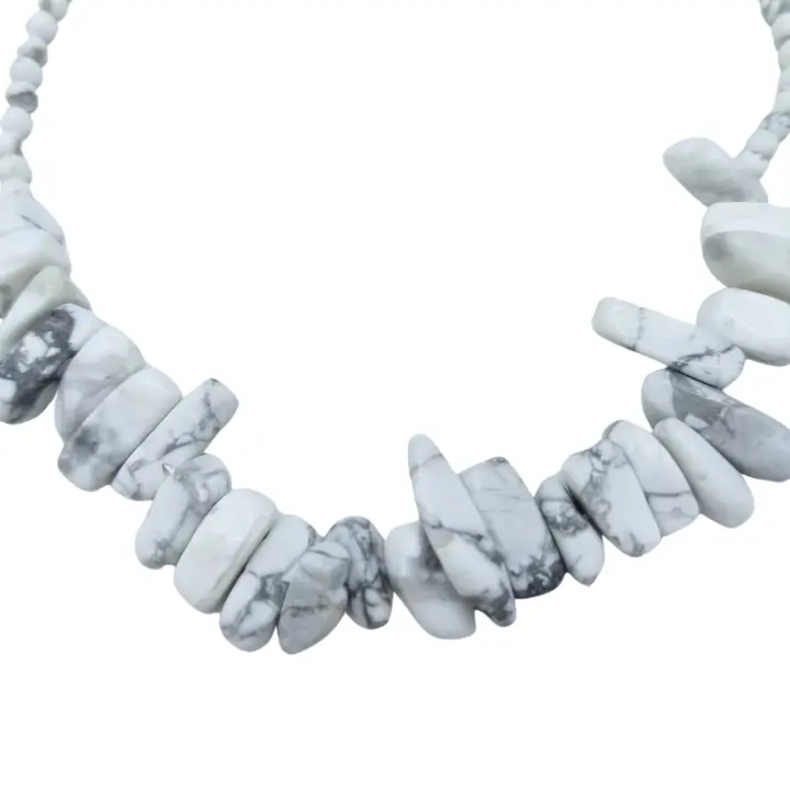 VivaEsencia – Collar de Jaspe Blanco Natural Hecho a Mano | Armoniza emociones, aporta claridad mental y paz interior | Estilo Boho con energía protectora para rituales, meditación y bienestar diario - 1