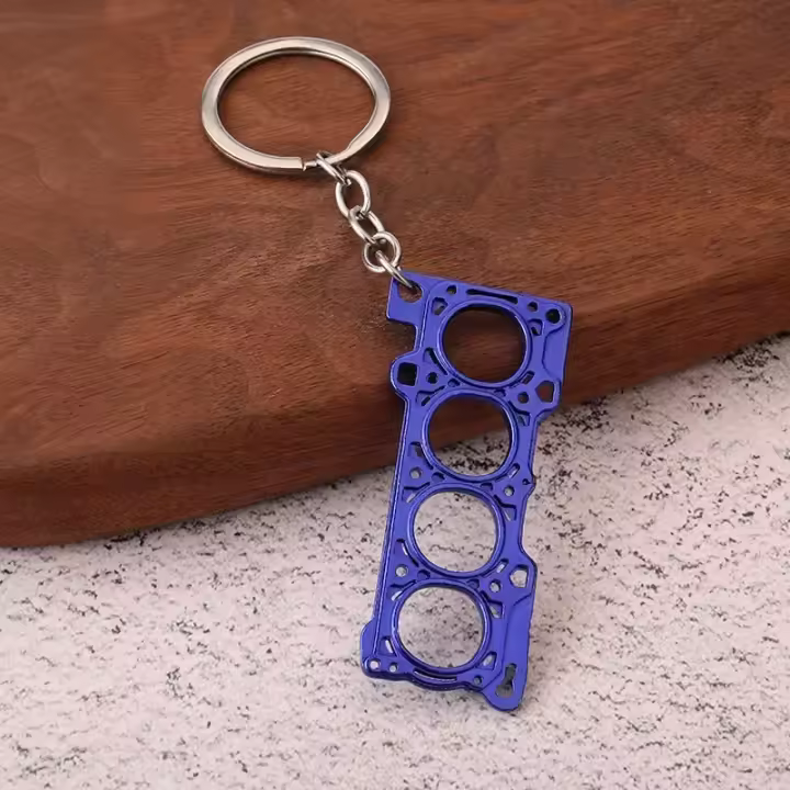 Llavero Creativo De Modificación De Motor De Coche Goma Exquisita Colgante Decorativo Material De Alta Calidad Para Regalos - 1