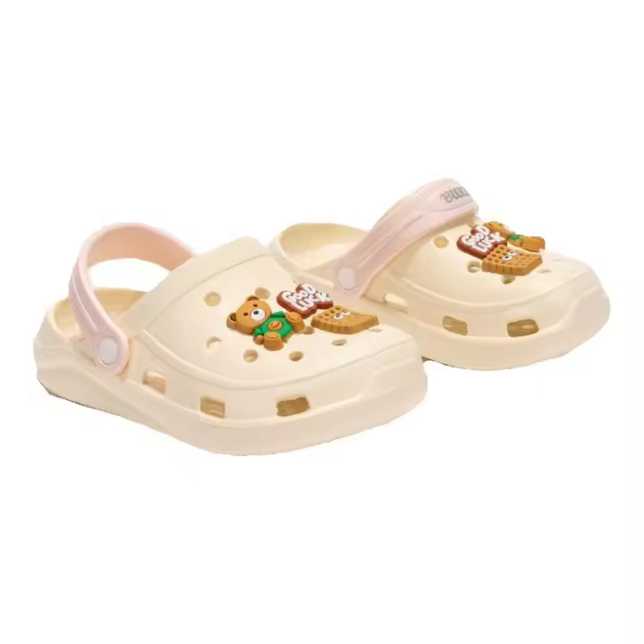 Zuecos para playa y piscina en pines o charms de Joma en color Beig mod. S.FROC JR - 1