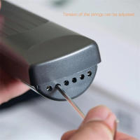 Herramienta De Práctica De Acordes De Guitarra Portátil Con Cabeza De Guitarra Y Chart De Acordes Rotatorio Para Principiantes - details 7