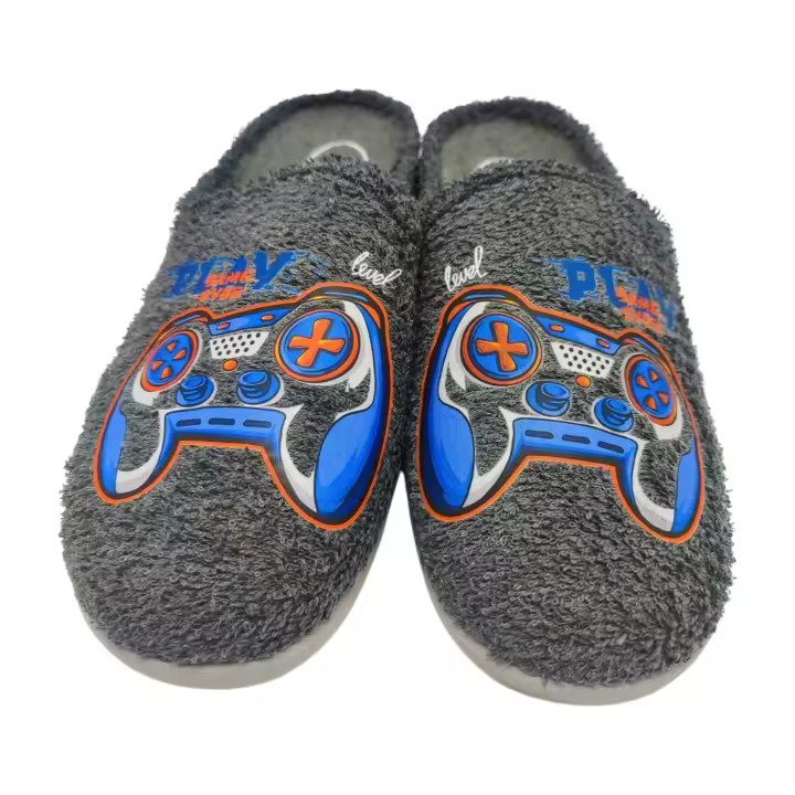 Zapatillas de casa para hombre  de verano con puntera cerrada Marca Flossy cómodas, flexibles, ligeras y gran confort , con plantilla extraíble y suela perfumada , antideslizante , fabricadas en España ,suaves y tiernas. Calzado para el hogar ideal - 1