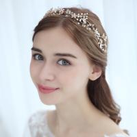 Diadema De Boda Elegante Tiara Con Perlas Y Flores Joyería Para El Cabello De Novia Metálica Dorada Hecha a Mano Accesorios De Cabello Para Mujeres - details 2