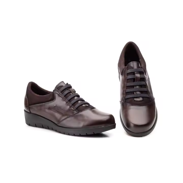 Mº5567 MARRON Hecho en España Zapatos Mujer Piel MARRON Elásticos Numeración: 35-42 Marca: JAM Color:MARRON Zapatado tono MARRON, caracterizadas por su dillas deportivas de corte de piel en un deliciseño minimalista y elegante. Los cordones elásticos - 1