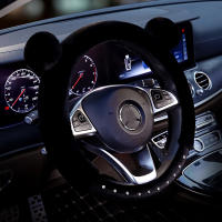 Cubierta De Volante De Coche Universal De Peluche Panda Cartoon Suave Y Fluffy Con Diamantes Para Invierno Accesorios De Auto - details 6