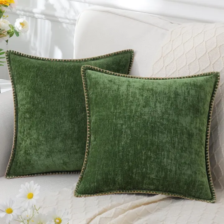 Juego de 2 fundas de almohada suaves de chenilla navideña de 45 x 45 cm, fundas de almohada cuadradas decorativas con borde cosido para sofá - 1