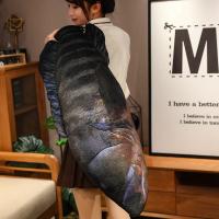 Juguete De Peluche 3D Simulación Peces Mero Salmón Saury Cordero Cojín Creativo Para Sofá Regalo Para Niños Animal De Peluche Tipo Muñeco Relleno De Algodón PP - details 15