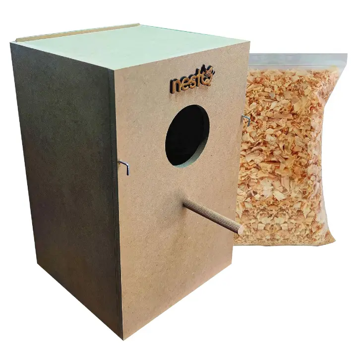 nestQ Nido para Ninfas 35 cm x 21,5 cm x 20,5 cm - Casita de Cría de Madera con Viruta - Nido Grande Ninfas, Carolinas, Cacatúas, Pyrrhuras - Casa de Madera para Aves - Nido de Madera Vertical - 1