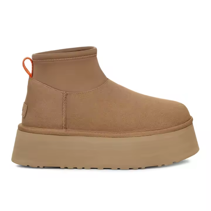 Shoes Botínes Mujer marca Ugg modelo 1168170W Classic Mini Dipper para mujer en color chestnut - 1