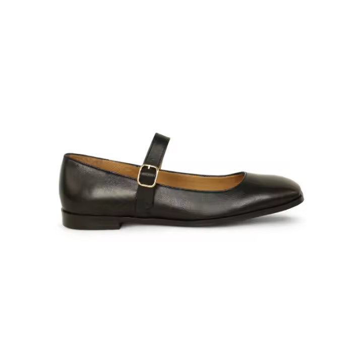 zapato con pulsera y punta cuadrada modelo alida - 1
