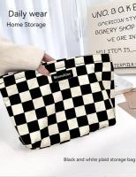 Bolso De Cosméticos Grande Y Versátil a Cuadros Negro Y Blanco Bolso De Almacenamiento Portátil Para Maquillaje Y Toallitas - details 0