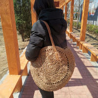 Bolso De Hombro Hecho a Mano Con Paja Vintage Bolso De Playa Redondo Bohemio Verano Casual Bolsa De Rattan Círculo Raffia Para Mujer - details 0