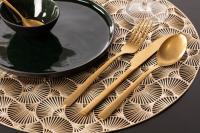 Mantelera De PVC Estilo Moderno Con Flor Dorada Cojín De Aislamiento Resistente Al Calor Para Hogar Navidad Decoración De Mesa Y Tazas - details 2